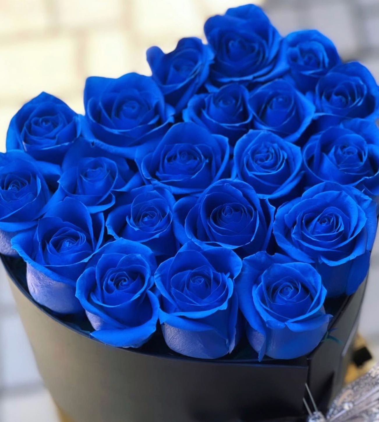 Blue heart- Fresh Roses